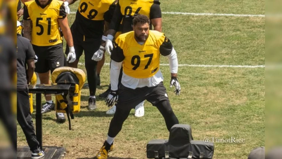 Cam Heyward Won’t Rule Out Missing Games Amid Contract Talks