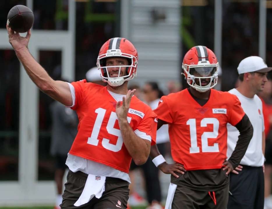 Cleveland Browns Expert Predicts Starting QB After Big Shedeur Sanders Debut