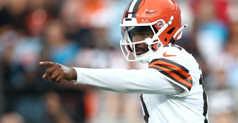 Daily Dawg Chow 8/11: Browns news, reactions abound over Shedeur Sanders debut, Eagles up next and more