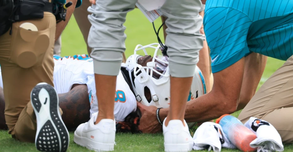 Dolphins Running Back Officially Done For The 2025 Season