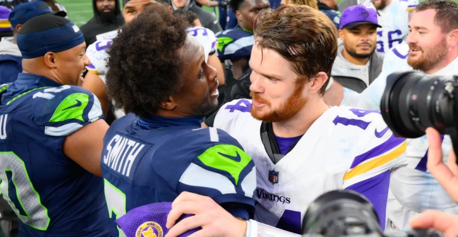 Sam Darnold, Geno Smith ranked next to each other in ‘QB Tiers’