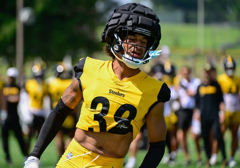 Steelers Waive Promising Young Cornerback after Injury