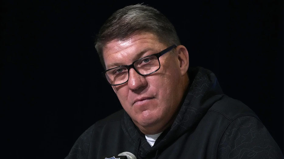 Buccaneers GM Jason Licht throws Devin White under bus with eye-opening claim