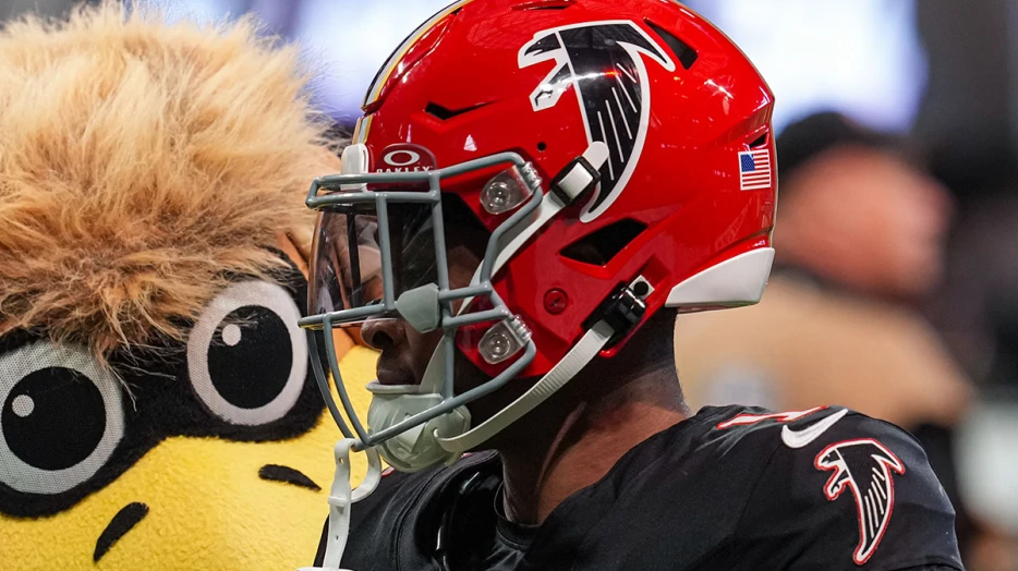 Falcons’ Darnell Mooney gets cryptic injury update from Raheem Morris