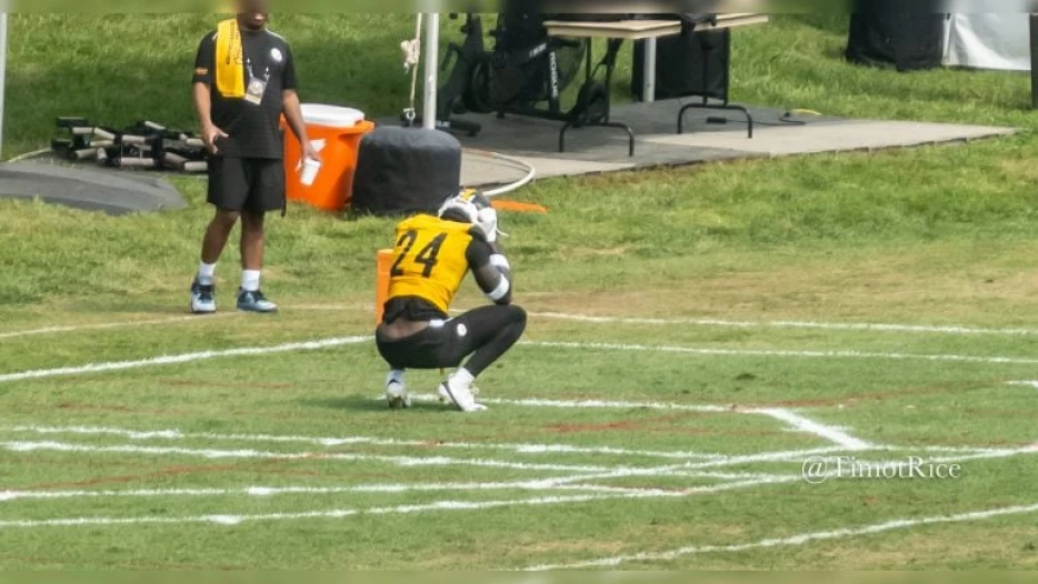 Joey Porter Jr. ‘Excited’ To Play Against Mike Evans In Thursday’s Joint Practice