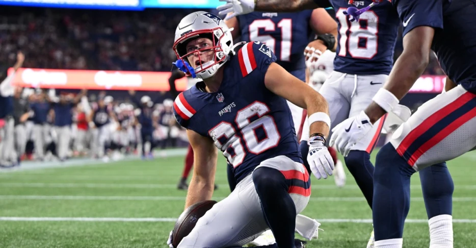 Patriots rookie Efton Chism III turning heads on and off the field