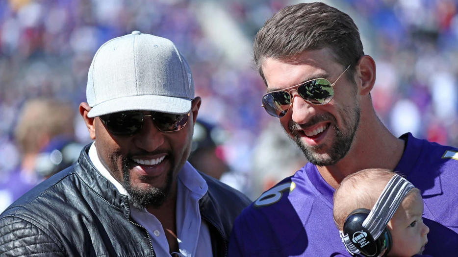 Ray Lewis, Michael Phelps spotted at Ravens practice