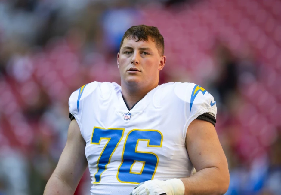 Saints Fear OL Will Clapp Suffered Serious Foot Injury