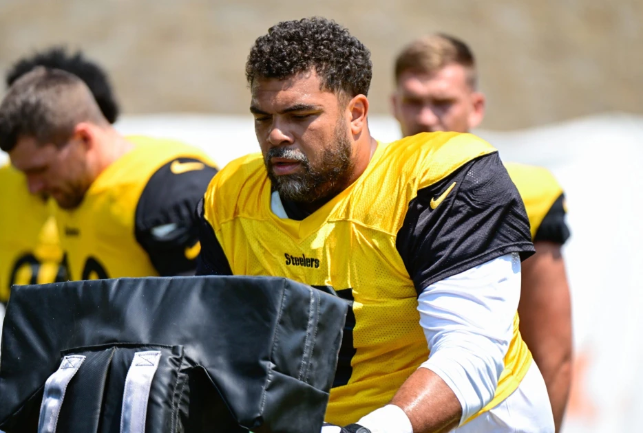 Steelers Daily News &amp; Links: Roosevelt Nix Visits Training Camp; Cam Heyward Sends Blunt Message
