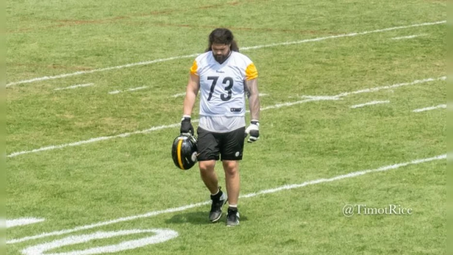 Steelers OL Coach Pat Meyer Not Concerned About Isaac Seumalo’s Availability For Regular Season