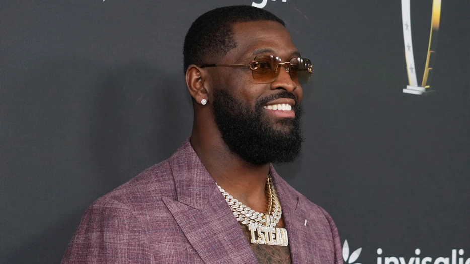 Terron Armstead’s 1-word reaction to Dolphins HC Mike McDaniel’s Darren Waller plan