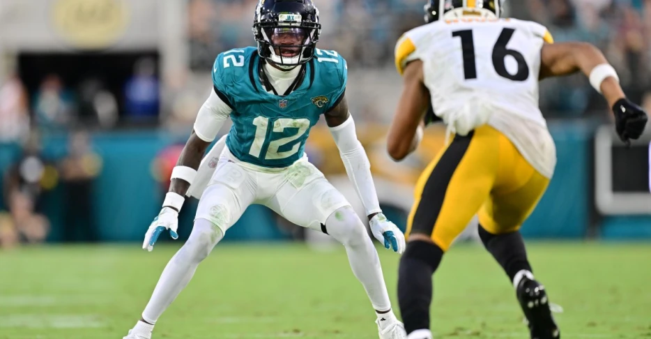 Travis Hunter, head coach Liam Coen discuss first-rounder’s first game