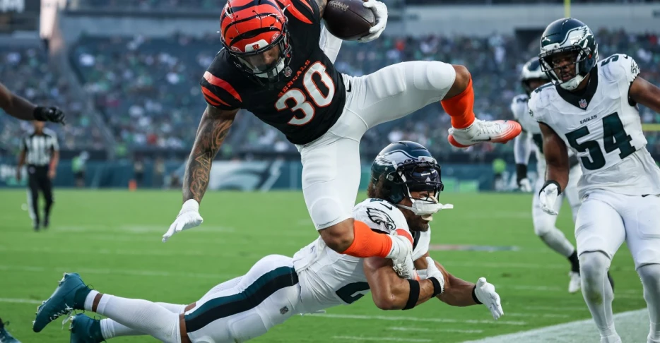 Bengals News (8/13): Cincinnati believes Chase Brown is a top-10 RB