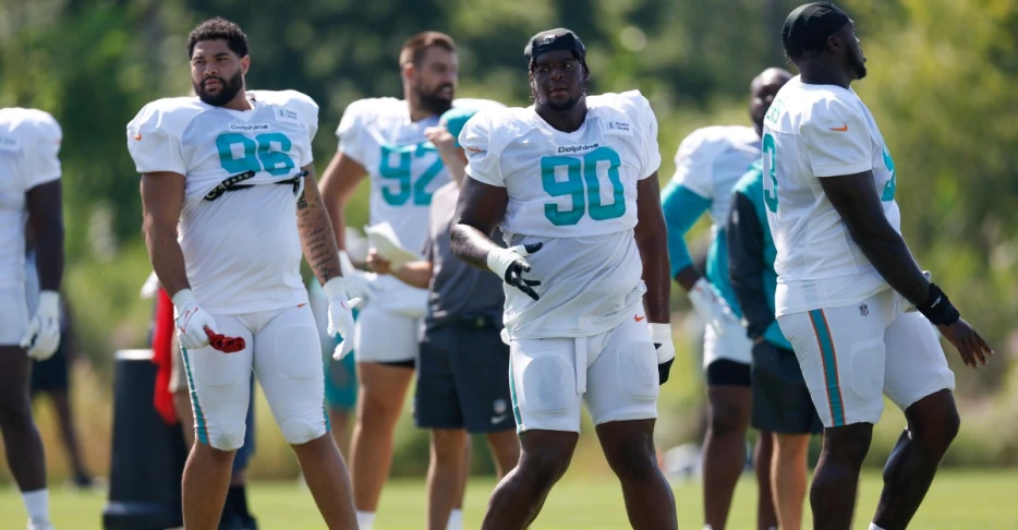 Discussion: Which Dolphins player do you want to see the Lions beat in joint practices?