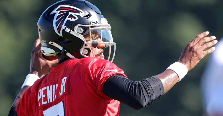 Falcons training camp joint practice vs. Titans: Emotions spill over on Day 2
