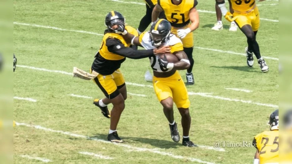 ‘Feels Like We’re Watching Najee Harris’: Pryor Concerned With Kaleb Johnson’s Slow Start