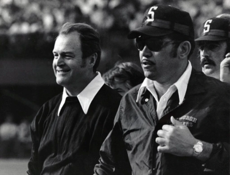 Former All-AFL WR Lionel Taylor Dies At 89