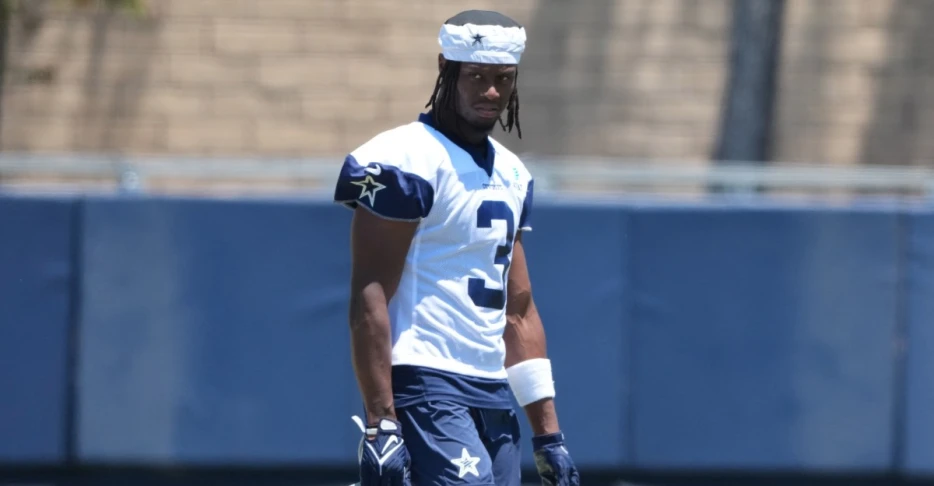 George Pickens makes waves with highlight reel catch