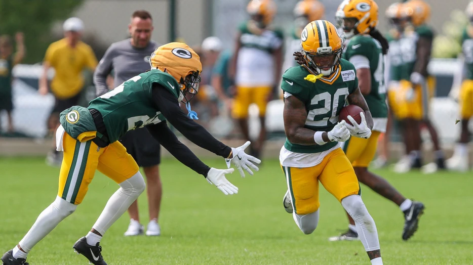 Packers bring back familiar face with nearly entire WR room injured