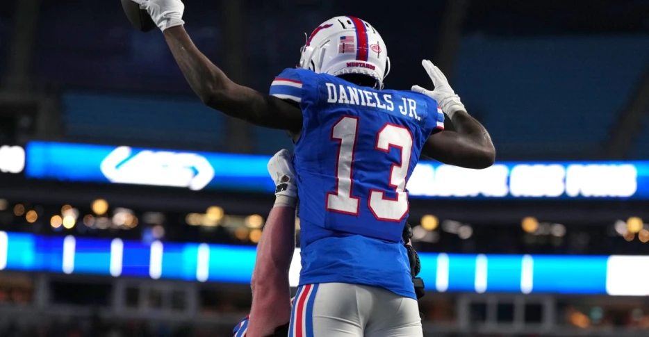 Saints sign three players after workouts