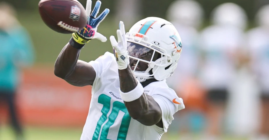 Wednesday links: Should the Steelers have trade interest in Dolphins WR Tyreek Hill?