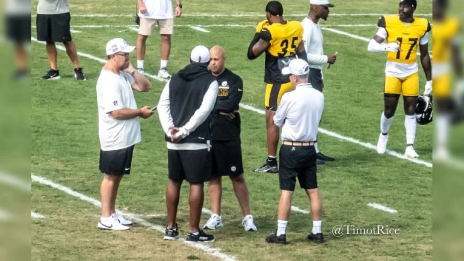 Analyst Predicts 0-3 Steelers Start, Third-Place Finish