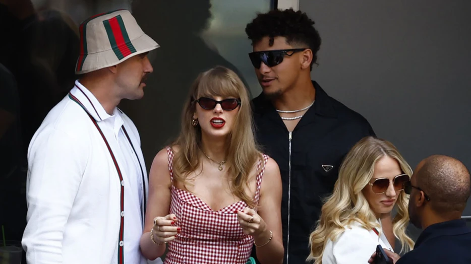 Chiefs’ Patrick Mahomes reacts to Taylor Swift’s announcement on podcast
