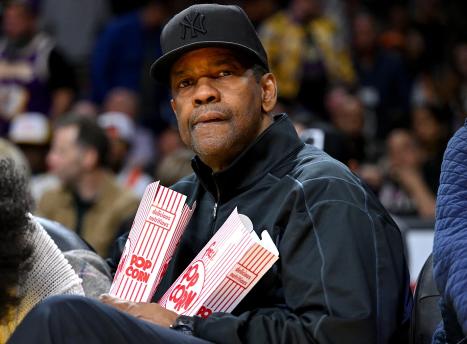 Denzel Washington Calls Out Jerry Jones