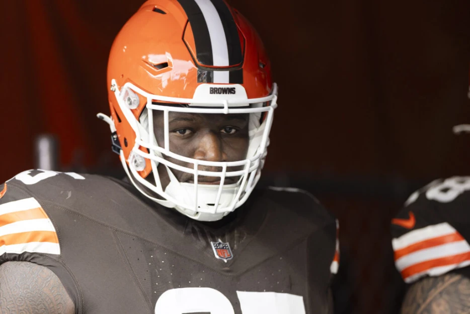 Dolphins Place OL Germain Ifedi On IR