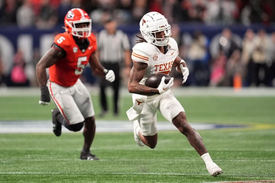 Former Texas WR Isaiah Bond Announces He’s Signing With Browns