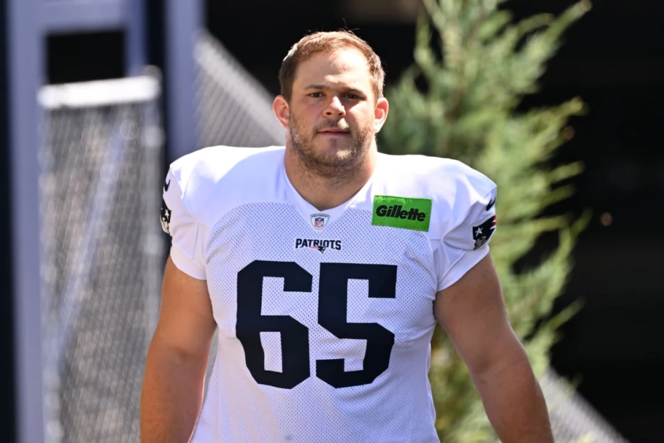 Garrett Bradbury Praises Mike Vrabel: ‘What He’s Doing Is Going To Work’