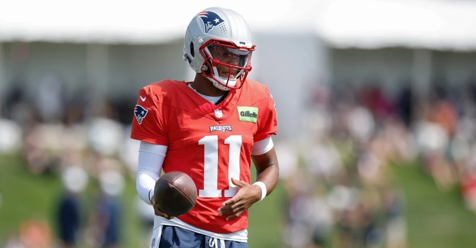 Mike Vrabel not inviting backup quarterback debate yet