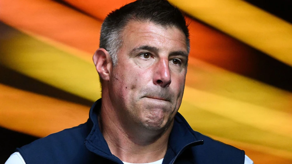 Patriots HC Mike Vrabel drops controversial cake revelation on 50th birthday