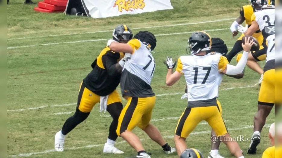 Steelers Weighing ‘Obscure Possibilities’ In Skylar Thompson’s Future: ‘Helped Himself With The Global Football World’