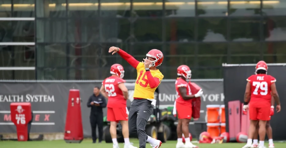 Arrowheadlines: Patrick Mahomes wants to push the ball down the field this year