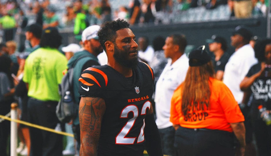 Cincinnati Bengals Assessing Options at Safety With Starter Geno Stone Injured