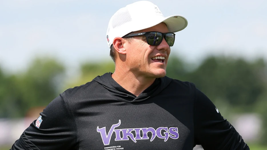 How Kevin O’Connell brought out best in J.J. McCarthy vs. Patriots