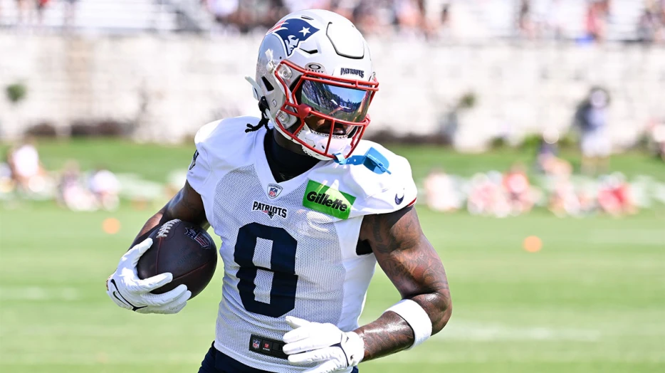 Patriots’ Mike Vrabel gets feisty with reporter amid Stefon Diggs question