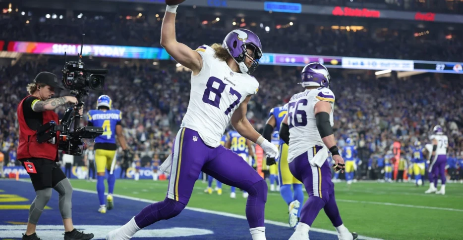 T.J. Hockenson named 5th-best fantasy TE entering 2025 season