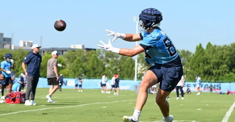 WATCH: Gunnar Helm with a great touchdown catch