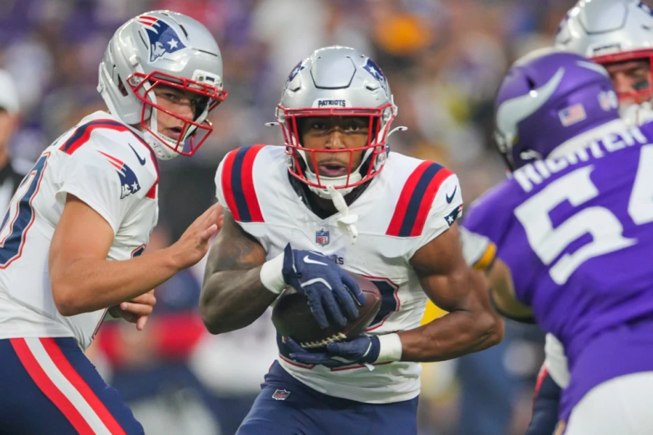Key to TreVeyon Henderson’s success with Patriots could come down to one position battle