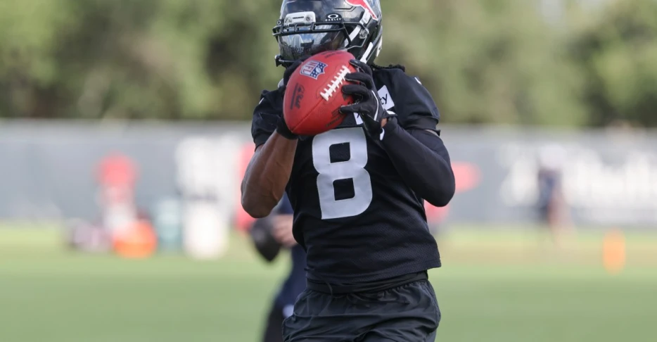 Report: Eagles beat out 49ers in trade for 2022 second-round WR