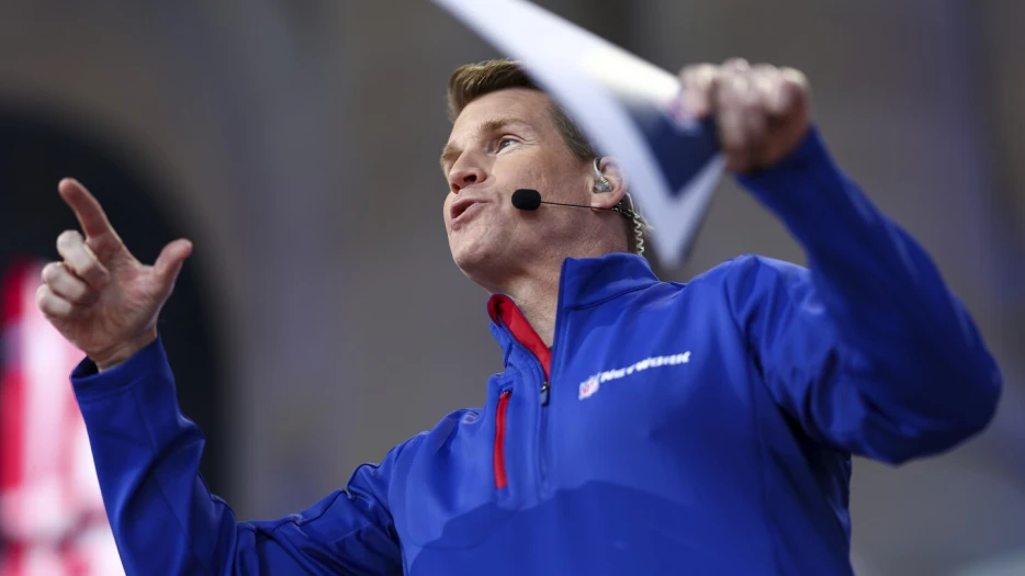 Scott Hanson had &quot;knock-down, drag-out&quot; negotiation with NFL over RedZone return
