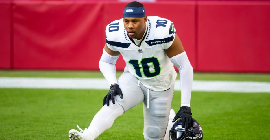 Seahawks clear Uchenna Nwosu for return to practice