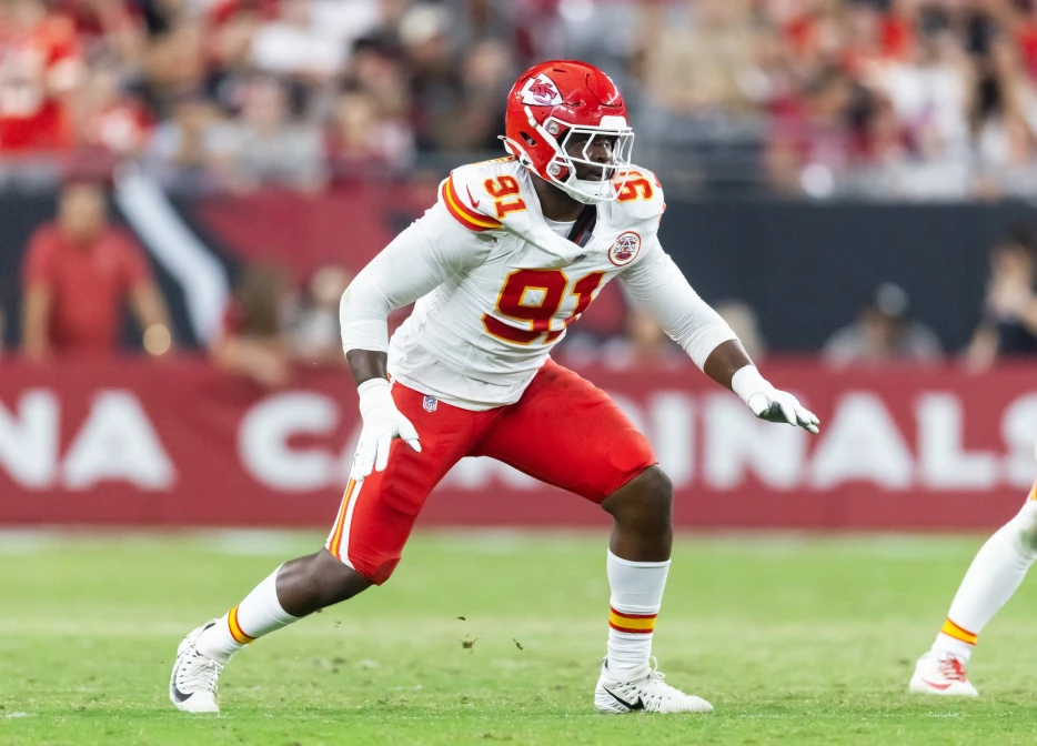 Chiefs Expected To Place DE Felix Anudike-Uzomah On IR