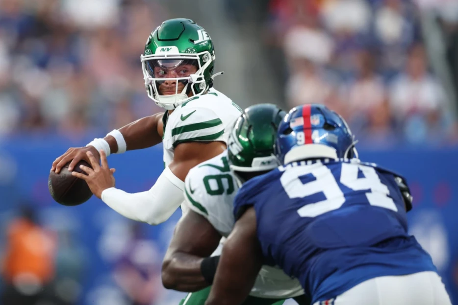 Former Bears Quarterback Already Looks Like Bad Signing For New Team