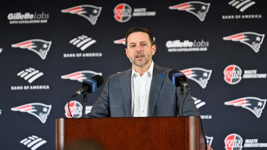Patriots Open To Big Trade Amid Trey Hendrickson Rumors