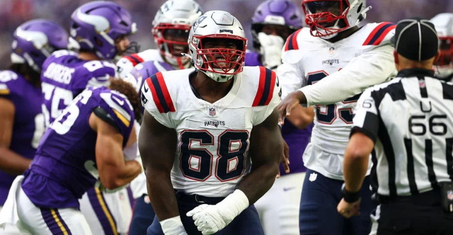 Patriots place defensive tackle Isaiah Iton on injured reserve, add wideout