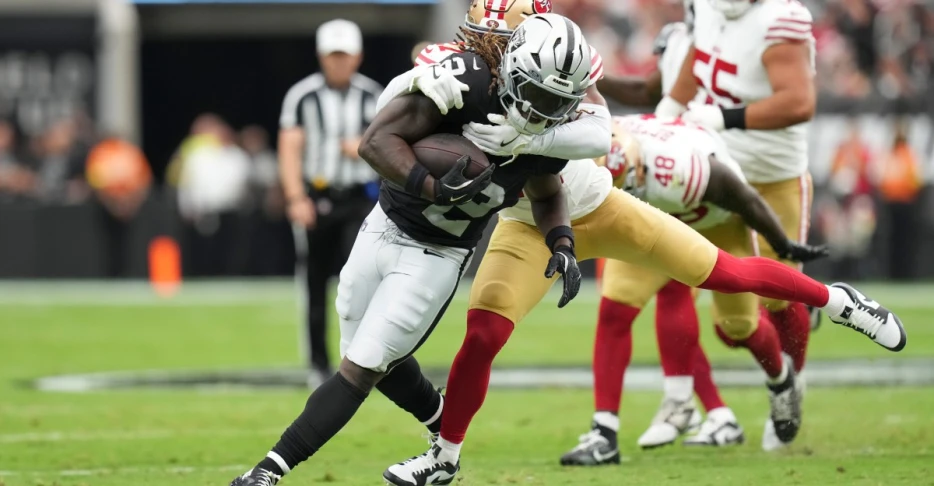 Silver Minings: Ashton Jeanty got a welcome to the NFL moment vs the 49ers
