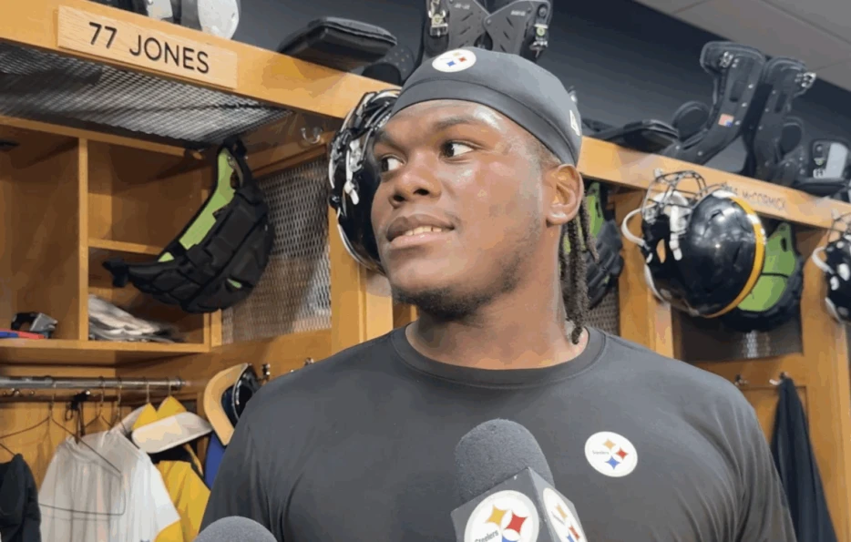 Steelers South Side Locker Room Gets Facelift